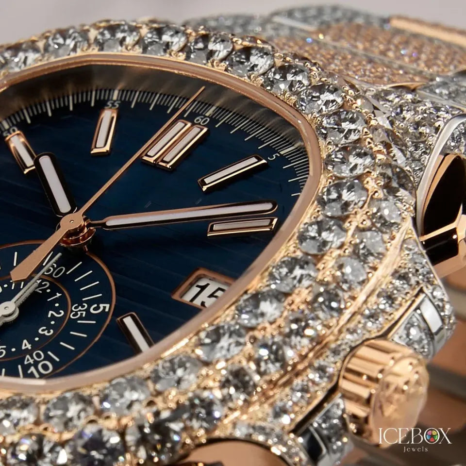 luxurious Iced out Studded Diamond Watch